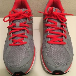 NIKE-womens sneaker, US Size-7 /EU38-Grey